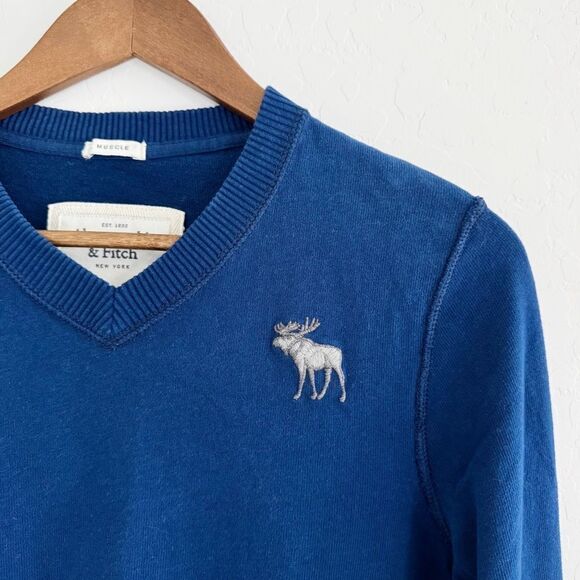 Y2K Abercrombie & Fitch Sweater Cotton Mens Blue Muscle Fit V Neck Size S - Picture 2 of 7